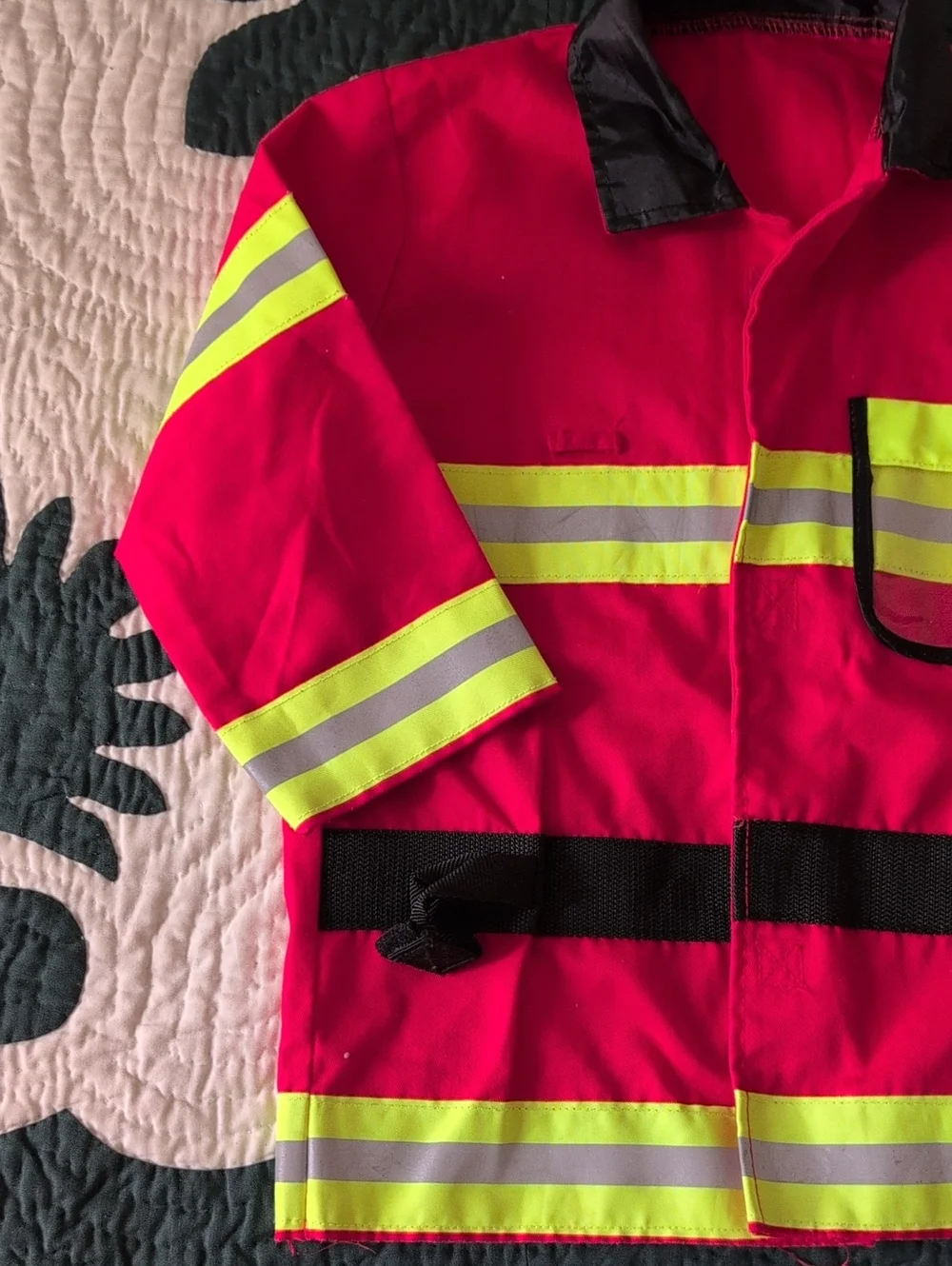 High-Visibility Fire 🚒 Chief Safety Jacket in Red with Reflective Stripes
